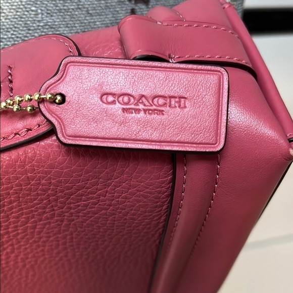 NWOT COACH Rose Pink Pebble Leather Dome Crossbody Bag - Picture 2 of 12